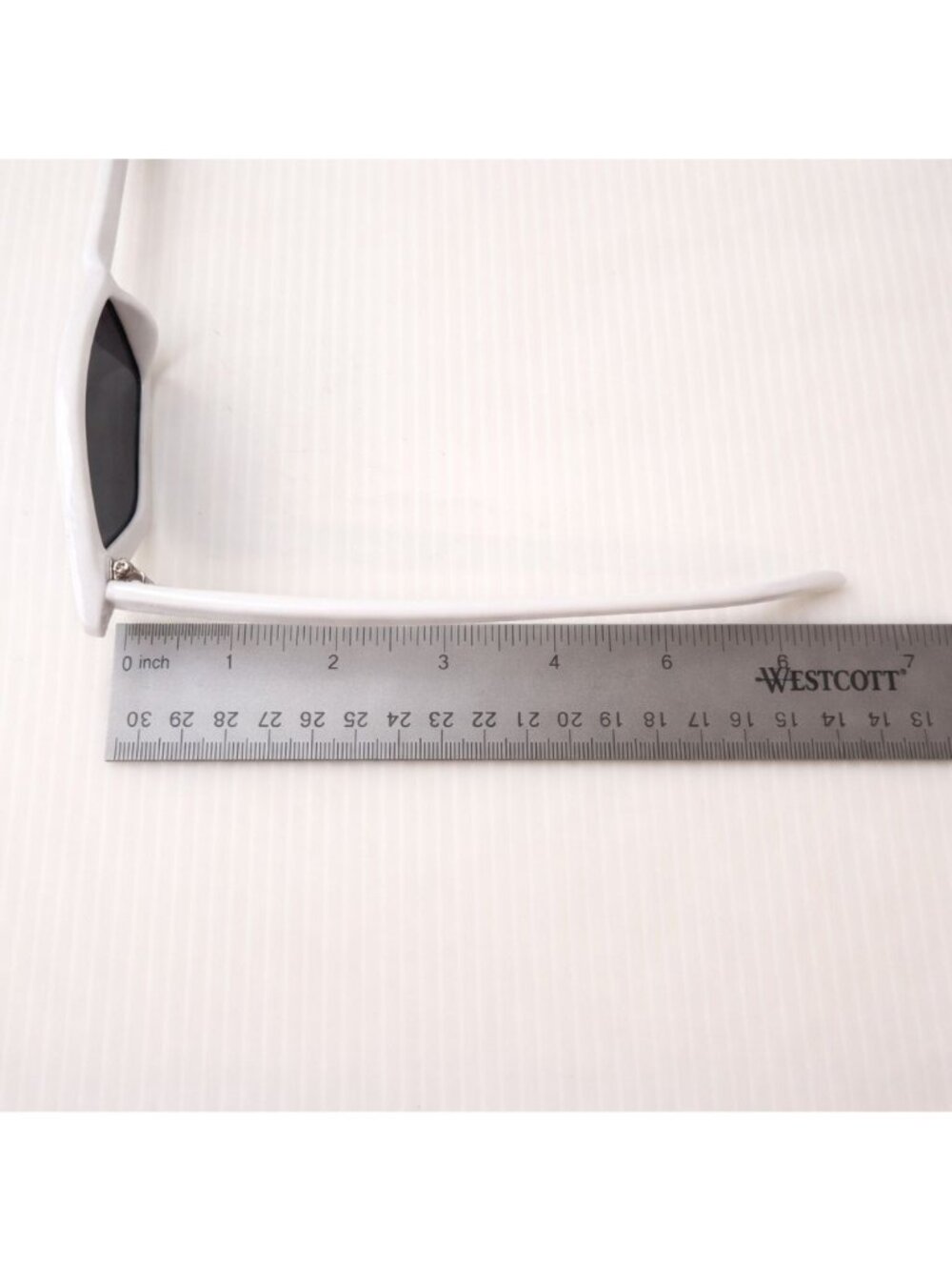 Nordstrom White Cateye Sunglasses Women Retro Mod Audrey Style Acetate New - Picture 5 of 6